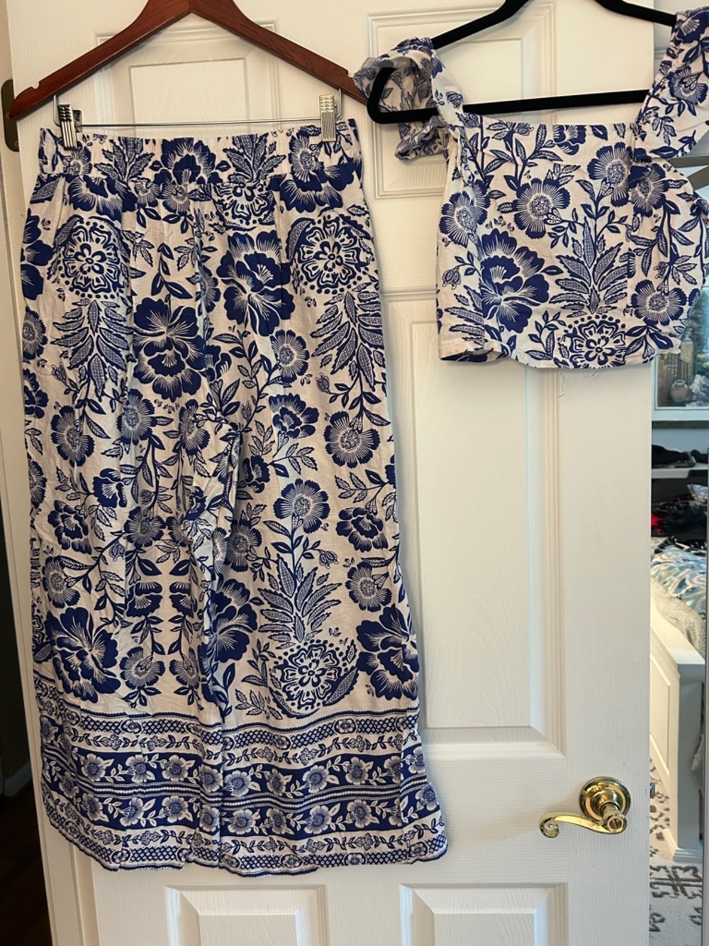 Rachel Zoe Blue & White Floral Wide Leg Pants and matching top